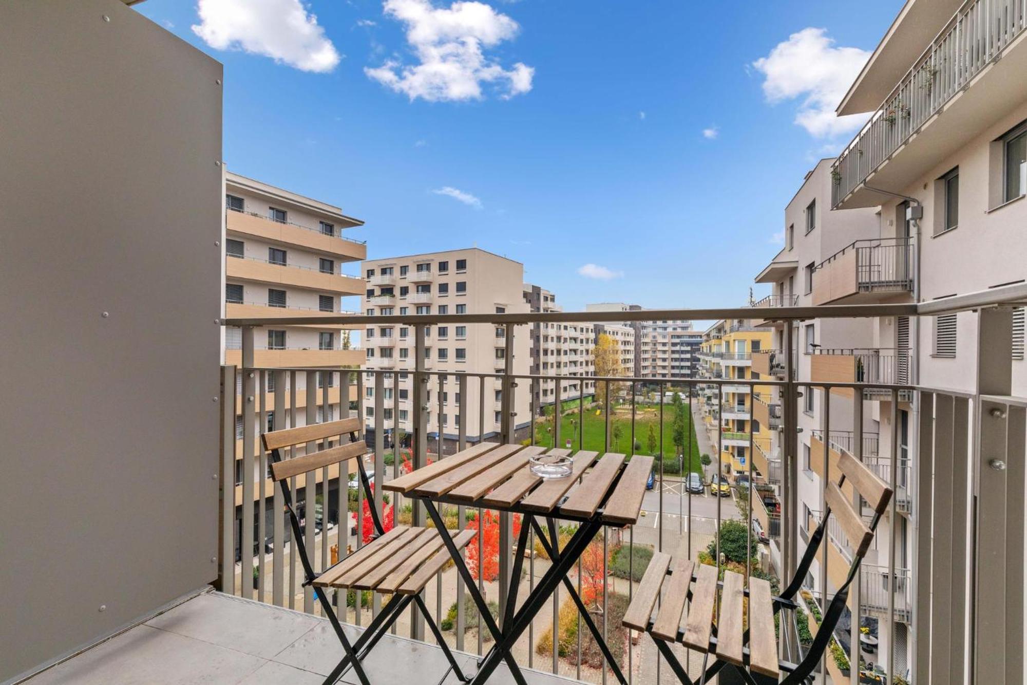 Ah Galvaniho Free Parking Pressburg Exterior foto